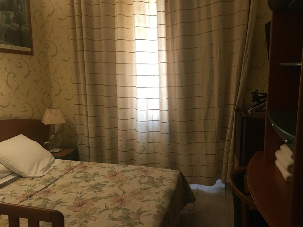 Hotel Relax Marseille Eksteriør billede